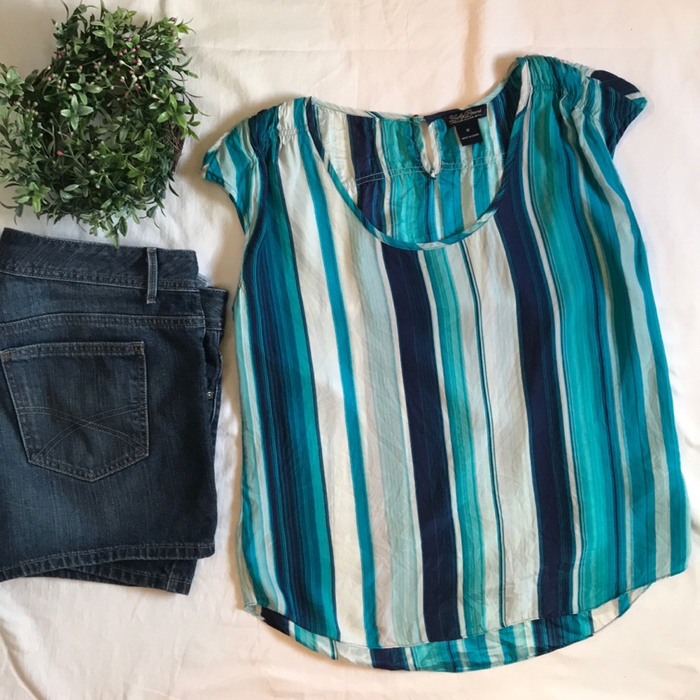 Lucky 🍀 Brand silk top